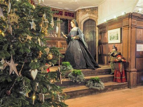 tudor times christmas traditions